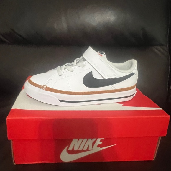 black nike shoes for toddlers